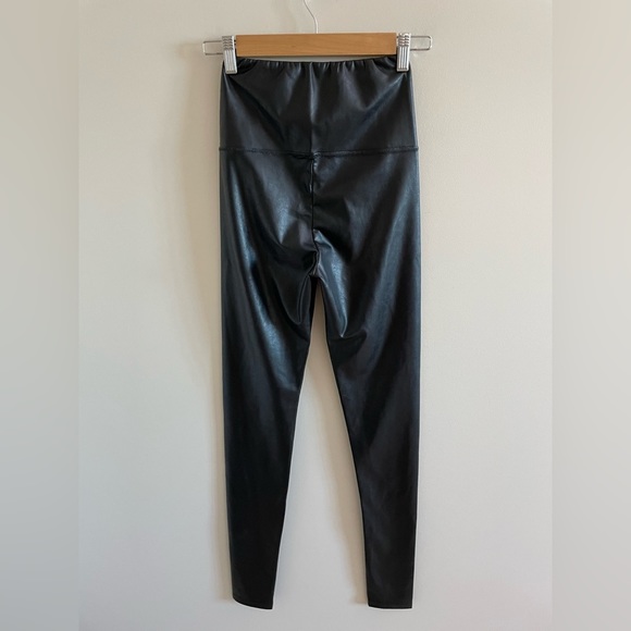 Aritzia Wilfred Free Daria Pant Black Vegan Leather Legging 32" Size Small Tall - Picture 5 of 6